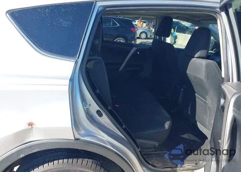 2017 Toyota Rav4 Xle z USA, uszkodzony, nr VIN 2T3WFREV3HW330854